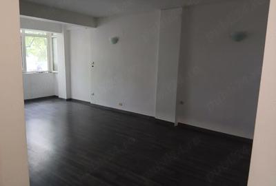 Apartament cu 3 camere decomandat în Ultracentral - 1
