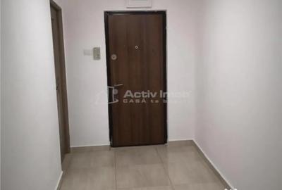 Apartament cu 3 camere decomandat în Micro II - 5