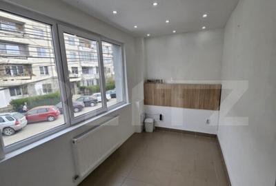 Spațiu comercial, de 40 mp, în Micul Dallas - 4