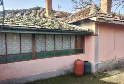 Vand casa in comuna Cioranii de Sus - Prahova, 34 m deschidere, teren 1000 m, toate utilitatile - 4