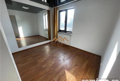 Spațiu comercial, de 95 mp, în Central - 5