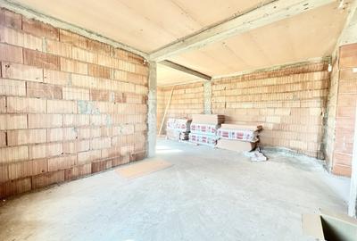 Duplex cu 4 camere cu Canalizare în Moșnița Nouă - 5