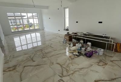 Casă cu 4 camere cu Teren 300 Mp în Domnești