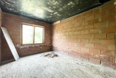 Duplex cu 5 camere cu Canalizare în Moșnița Nouă - 9