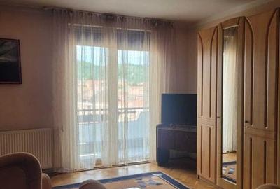 Apartament cu 3 camere decomandat în Ultracentral - 1