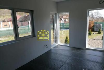Casă cu 3 camere cu Teren 841 Mp în Ceuaș - 2