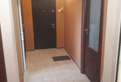 Apartament cu 3 camere decomandat în Mazepa 1 - 2