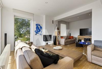 Proprietate unica cu priveliste spectaculoasa in inima Brasovului - 13