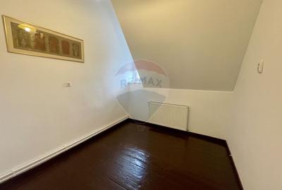 Apartament (in vila) de inchiriat in zona Capitale - 3