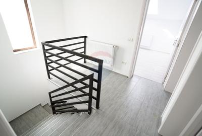 Casă cu 4 camere cu Teren 1000 Mp în Bradu - 11