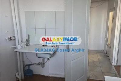 Garsonieră decomandată în Războieni - 9