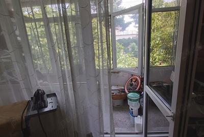 Apartament cu 3 camere decomandat în Berceni - 5