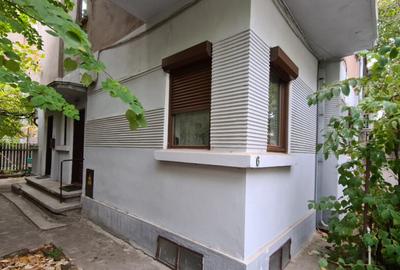 Vila parcul Tineretului- Sincai metrou-pentru 2 familii - 1