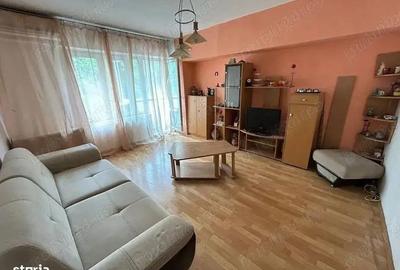 De vanzare Apartament 4 camere LUJERULUI - 3
