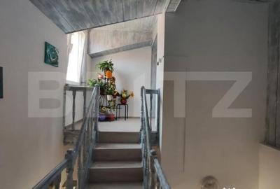 Spațiu comercial, de 150 mp, în Central - 4