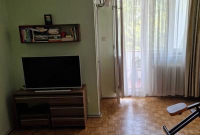 Garsonieră în Est - 4