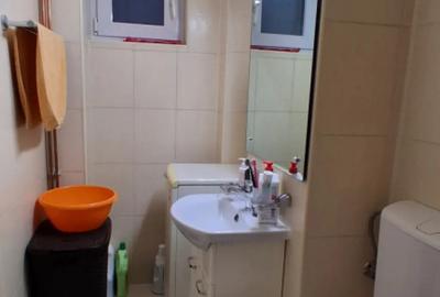 Apartament cu 3 camere decomandat în Democrației - 8