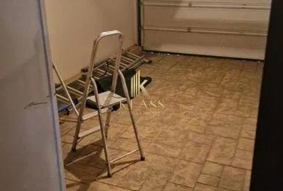 Casă cu 4 camere cu Teren 450 Mp în Central