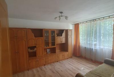Apartament cu 2 camere decomandat în Central - 2