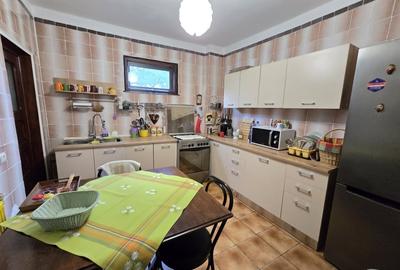 Casa spatioasa cu livada si vedere spre padure - Filipestii de Padure, Prahova Casa spatioasa cu livada si vedere spre padure - Filipestii de Padure, Prahova - 8