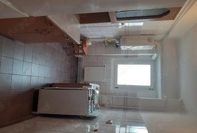 Garsonieră decomandată în Buzaului - 7