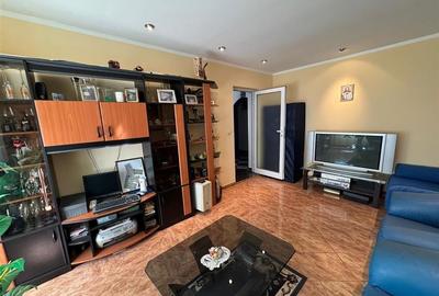 Apartament 2 camere, 54mp, etaj 4 cu acoperis - Central - - 6