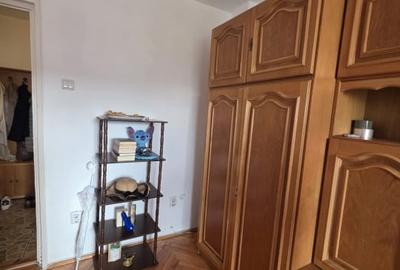 Apartament cu 2 camere decomandat în Între Lacuri - 16