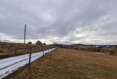 Teren de 3300 mp, în Măguri - 2