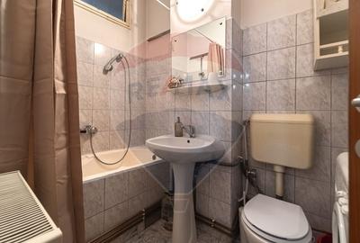 Apartament cu 2 camere decomandat, mobilat în Tractorul - 20