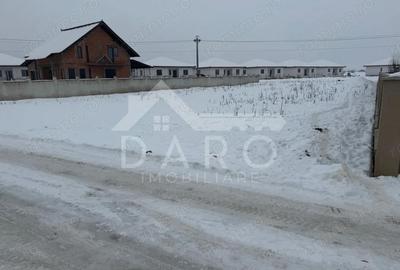 Teren de 660 mp, în Vest