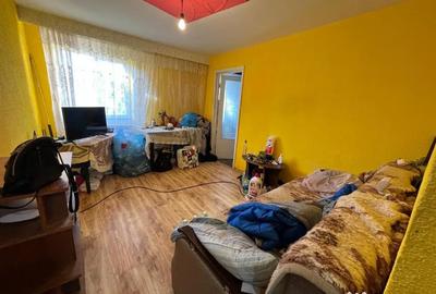 Apartament cu 2 camere semidecomandat în 23 August - 4