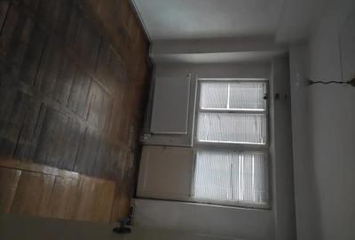 Apartament cu 3 camere decomandat în Decebal - 14