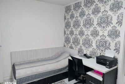 Apartament cu 3 camere semidecomandat în Nufărul - 5
