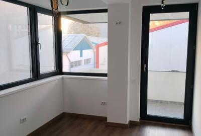 Casă individuală cu 5 camere cu Teren 200 Mp în Lujerului - 11