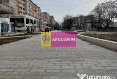 Spațiu comercial, de 163 mp, în Central - 8