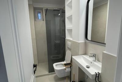 Centrul Civic - apartament 3 camere renovat - 2 grupuri sanitare - priveliște - - 7