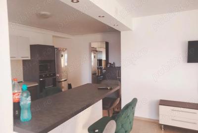 Proprietar , vand apartament decomandat ,3 camere - 9