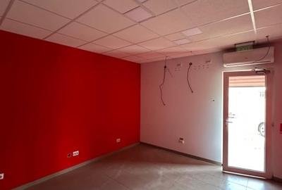 Vand Spatiu comercial + garsoniera - 7