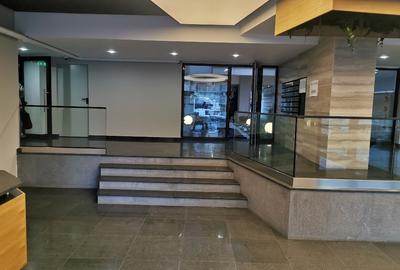 Apartament cu 2 camere decomandat în Herăstrău