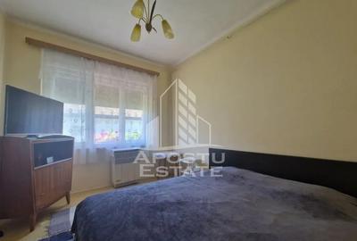 Casă cu 4 camere cu Teren 693 Mp în Central - 7