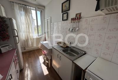 Apartament 2 camere 47 mpu decomandat 2 boxe la subsol garaj etaj 2 - 6