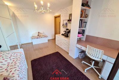 Casă cu 6 camere în Bănești - 4