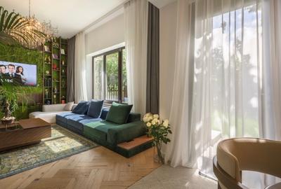 Duplex cu 8 camere cu Canalizare în Central - 12