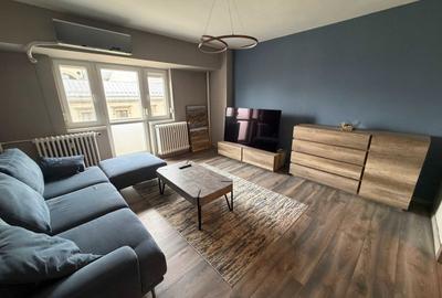 Apartament cu 3 camere decomandat în Unirii