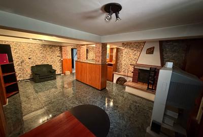 Casă cu 8 camere cu Canalizare în Colentina - 41