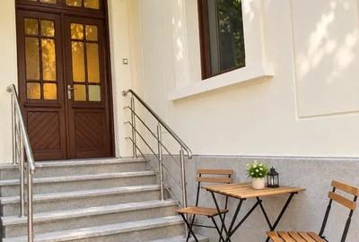Apartament cu 2 camere semidecomandat în Aviatorilor