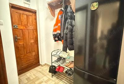 Garsoniera de vanzare Zona Comisia Centrala Pre?: 32.500 (negociabil) Etaj 3 din 4 | Inca Garsoniera de vanzare Zona Comisia Centrala Pre?: 32.500 (negociabil) Etaj 3 din 4 | Inca - 2