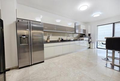 Vila de inchiriat Bragadiru | Piscina | Casa de oaspeti | Teren 1200 mp Vila de inchiriat Bragadiru | Piscina | Casa de oaspeti | Teren 1200 mp - 12