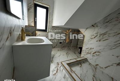 Casă cu 4 camere decomandat cu Teren 300 Mp în Central - 4