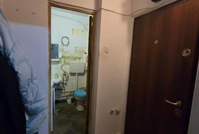 Apartament cu 3 camere decomandat în Pelican - 8